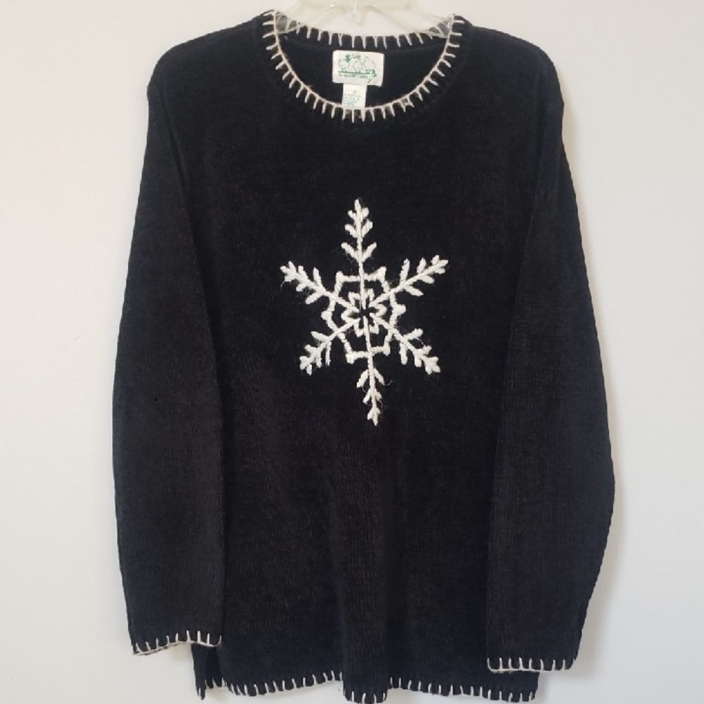 Quacker Factory Sweater Womens M Snowflake Embroidered Tunic Winter Fun Soft